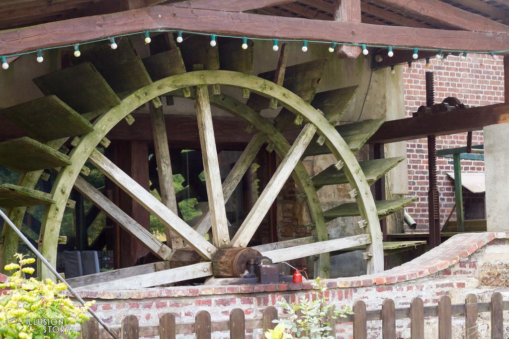 Logis - Hotel & Restaurant Moulin Des Forges Saint-Omer-en-Chaussée Exterior foto